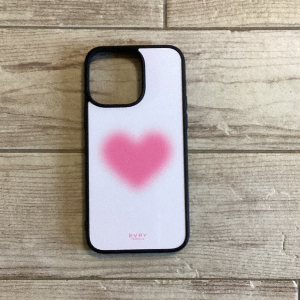 iPhone 14 Pro Max Heart Design Phone Case - Pink